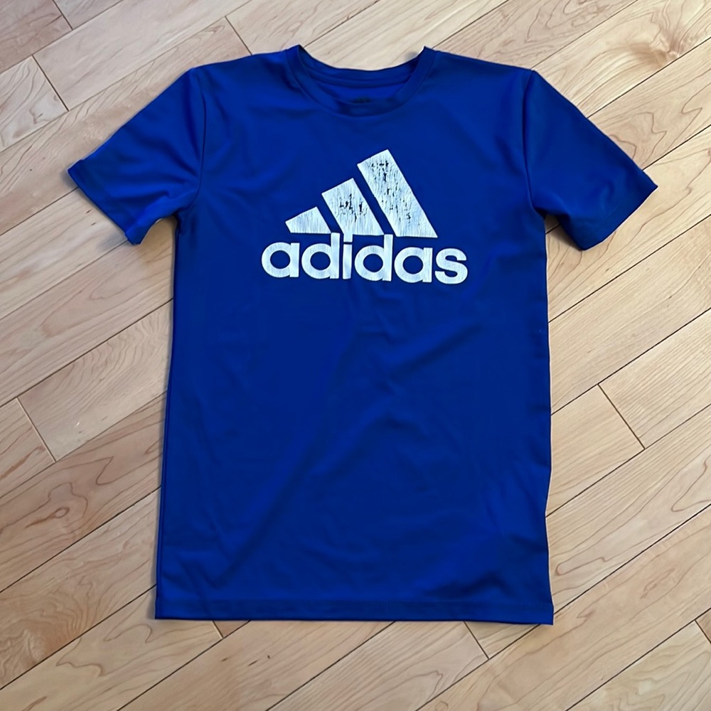 Adidas Boys Blue Shirt Size M
